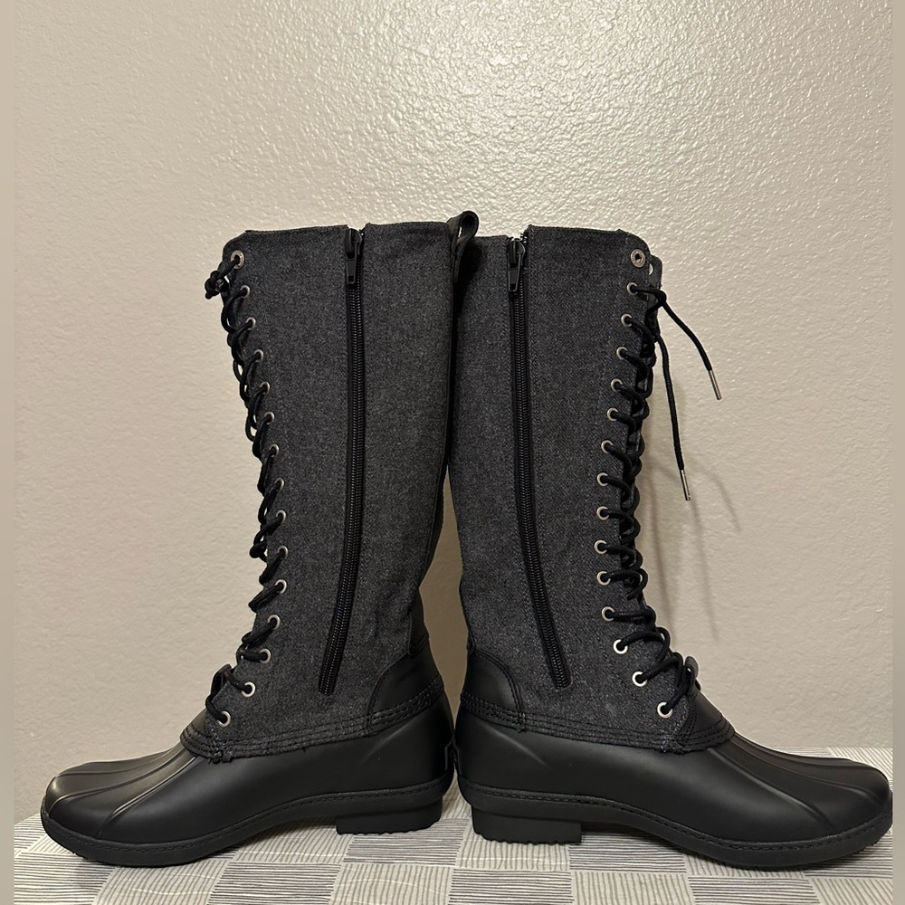 Michael Kors Easton Flannel and Rubber Rain Boot
Black Gray Size 6 - Picture 6 of 11
